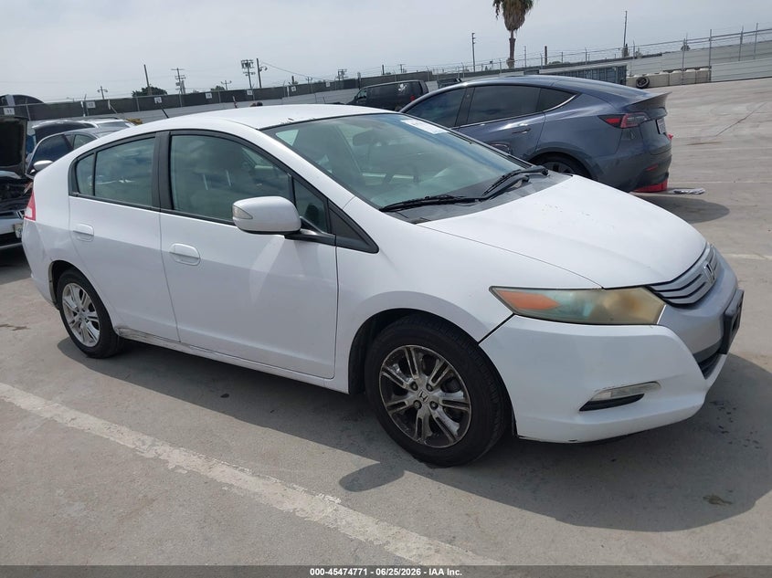 2010 Honda Insight VIN JHMZE2H79AS038658 IAAI salvage auction — FRONT & REAR, Salvage (California), sold $500 on 2026-07-08 (photo 1)