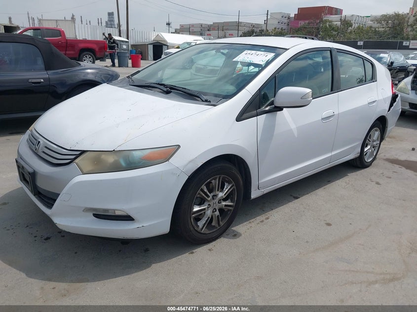 2010 Honda Insight VIN JHMZE2H79AS038658 IAAI salvage auction — FRONT & REAR, Salvage (California), sold $500 on 2026-07-08 (photo 2)