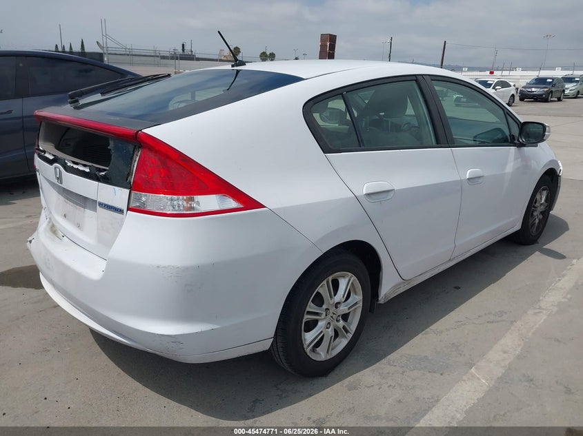 2010 Honda Insight VIN JHMZE2H79AS038658 IAAI salvage auction — FRONT & REAR, Salvage (California), sold $500 on 2026-07-08 (photo 4)