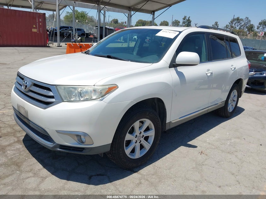 2013 Toyota Highlander VIN 5TDZK3EH9DS108346 IAAI salvage auction — RIGHT SIDE, Salvage (California), sold $3,875 on 2026-07-08 (photo 2)