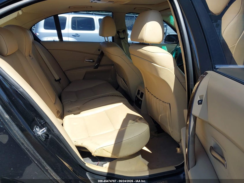2006 BMW 5 series VIN WBANE53566CK78854 IAAI salvage auction — NORMAL WEAR, Repossession Paperwork (Georgia), sold $400 on 2026-07-22 (photo 8)