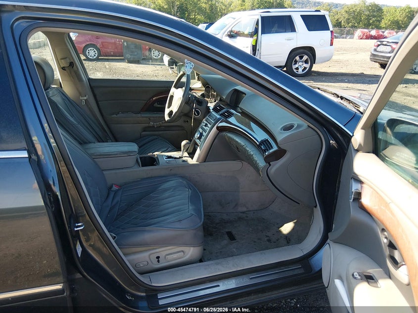 2005 Acura Rl VIN JH4KB16525C005118 IAAI salvage auction — NORMAL WEAR, Clear (New Jersey), sold $1,975 on 2026-07-09 (photo 5)