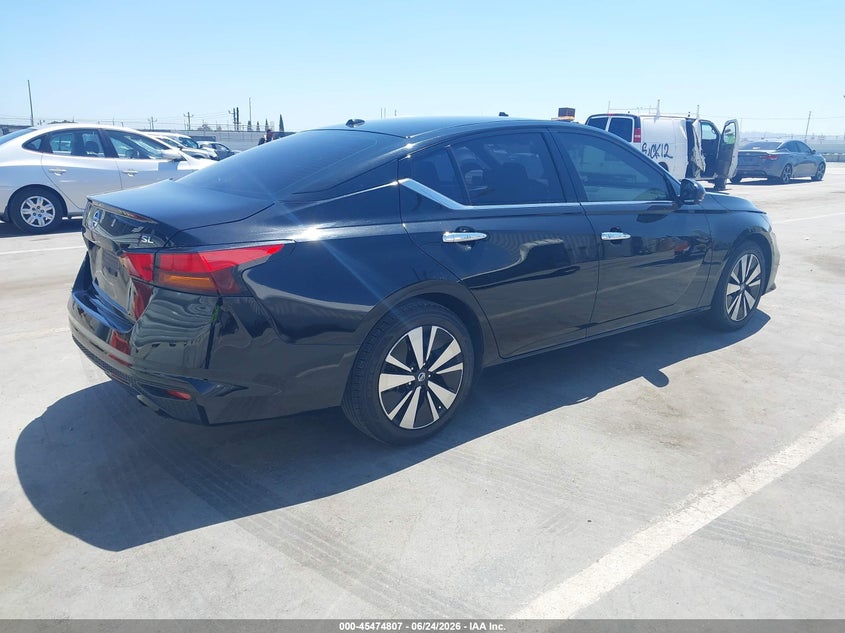 2019 Nissan Altima VIN 1N4BL4EV3KC195403 IAAI salvage auction — REAR END, Salvage (California), sold $3,000 on 2026-07-09 (photo 4)