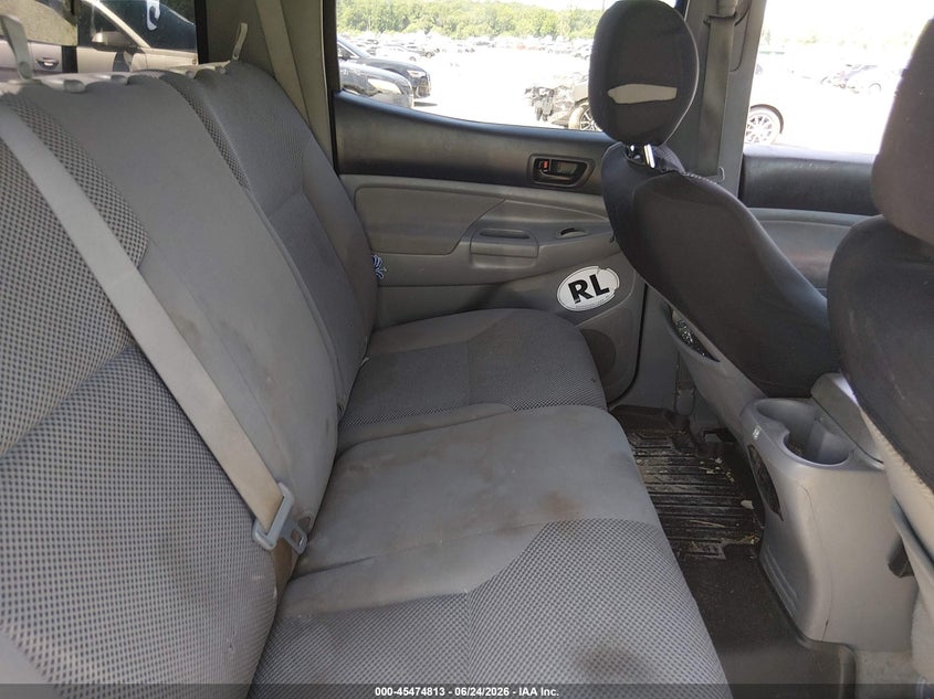 2005 Toyota Tacoma VIN 5TELU42N85Z084884 IAAI salvage auction — NORMAL WEAR, Clear (Delaware), sold $4,700 on 2026-07-13 (photo 8)