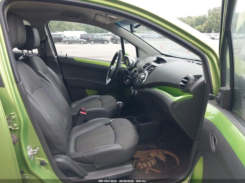2015 Chevrolet Spark VIN KL8CB6S94FC754850 IAAI salvage auction — NORMAL WEAR, Clear (Michigan), sold $525 on 2026-07-27 (photo 5)
