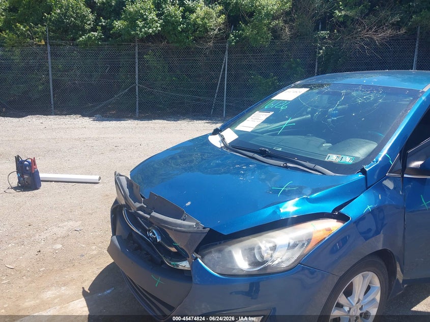 2014 Hyundai Elantra VIN KMHD35LH1EU187283 IAAI salvage auction — UNKNOWN, Salvage Title, sold $775 on 2026-07-24 (photo 6)