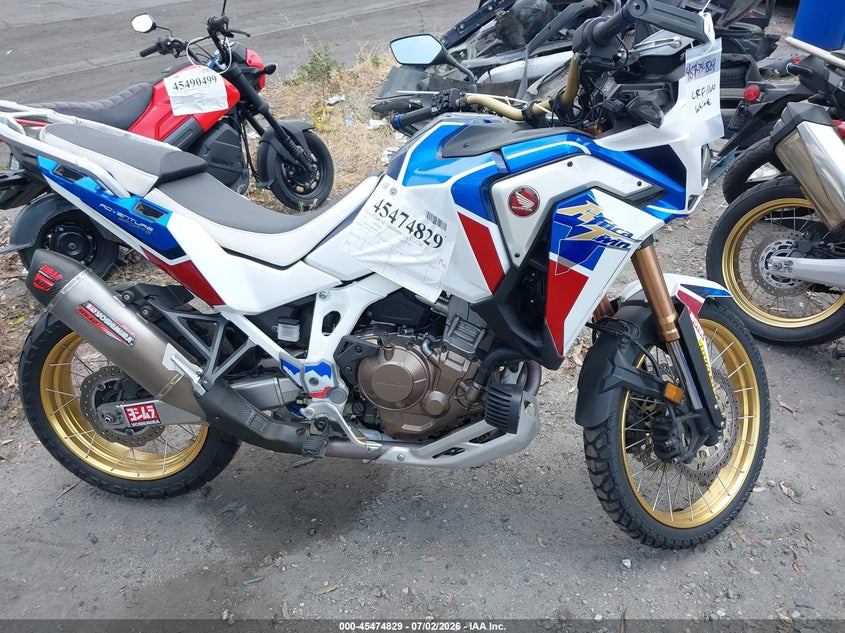 2020 Honda Crf VIN JH2SD1020LK000018 IAAI salvage auction — FRONT END, Salvage Title, sold $3,675 on 2026-07-15 (photo 8)