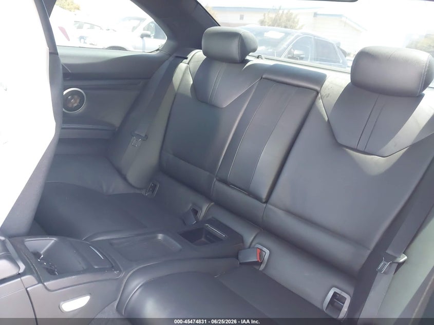 2013 BMW M3 VIN WBSKG9C50DJ594081 IAAI salvage auction — ENGINE DAMAGE, Salvage Certificate (California), sold $13,100 on 2026-07-24 (photo 8)