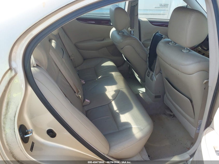 2004 Lexus Es 330 VIN JTHBA30G245032797 IAAI salvage auction — NORMAL WEAR, Clear (Louisiana), sold $425 on 2026-07-07 (photo 8)