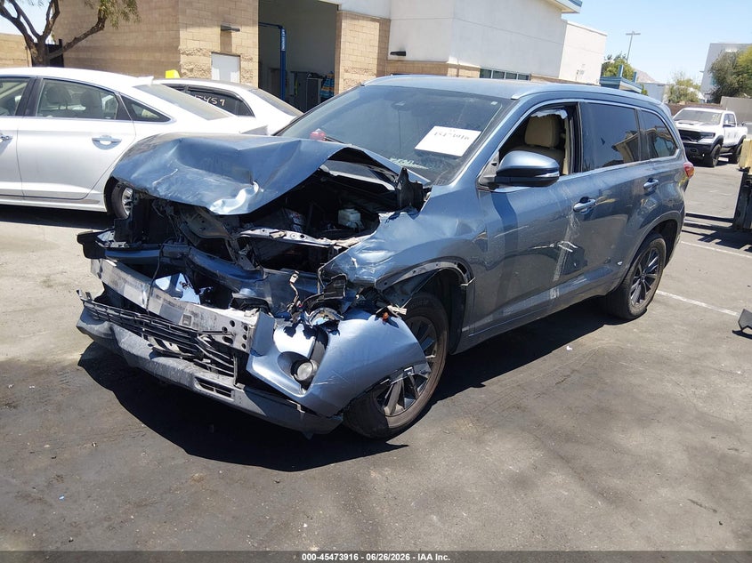 2017 Toyota Highlander VIN 5TDKZRFH4HS522526 IAAI salvage auction — FRONT END, Salvage Title, sold $4,100 on 2026-07-31 (photo 2)