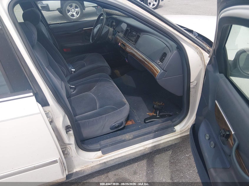 1998 Mercury Grand marquis VIN 2MEFM75W1WX677359 IAAI salvage auction — NORMAL WEAR, Clear (Missouri), sold $375 on 2026-07-09 (photo 5)