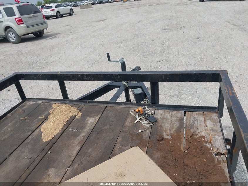2025 Other Other VIN 5VNBU1623ST261808 IAAI salvage auction — REAR END, Salvage (Texas), sold $300 on 2026-07-15 (photo 7)