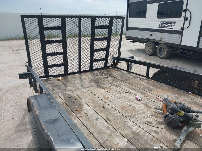 2025 Other Other VIN 5VNBU1623ST261808 IAAI salvage auction — REAR END, Salvage (Texas), sold $300 on 2026-07-15 (photo 8)