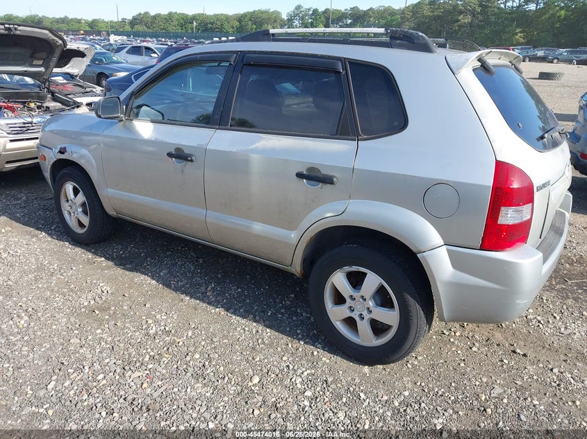 2007 Hyundai Tucson VIN KM8JM12B67U588787 IAAI salvage auction — FRONT & REAR, Clear (New York), sold $750 on 2026-07-28 (photo 3)