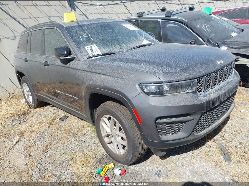 2025 Jeep Grand cherokee VIN 1C4RJGAG2S8792259 — IAAI salvage auction photo