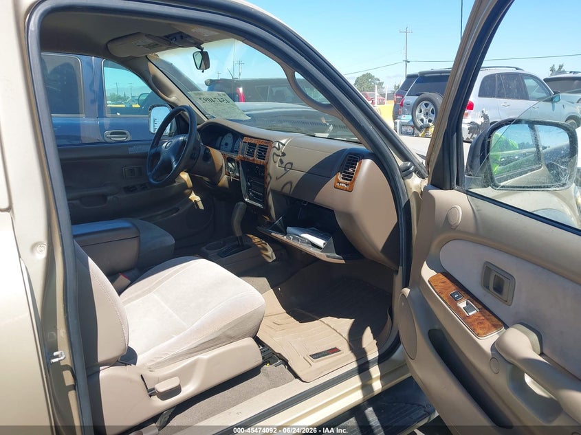 2002 Toyota Tacoma VIN 5TEGN92N12Z114847 IAAI salvage auction — NORMAL WEAR, Clear - Dealer Only (California), sold $4,475 on 2026-07-09 (photo 5)