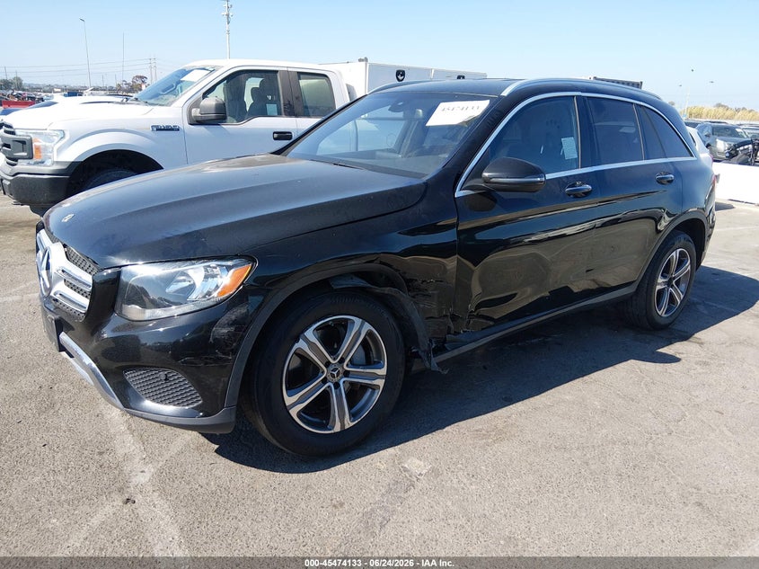 2018 Mercedes-benz Glc VIN WDC0G4JB5JV034176 IAAI salvage auction — LEFT SIDE, Salvage (California), sold $6,500 on 2026-07-23 (photo 2)