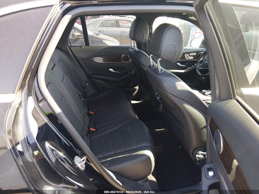 2018 Mercedes-benz Glc VIN WDC0G4JB5JV034176 IAAI salvage auction — LEFT SIDE, Salvage (California), sold $6,500 on 2026-07-23 (photo 8)