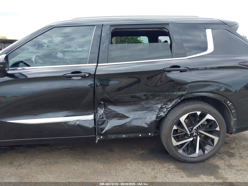 2022 Mitsubishi Outlander VIN JA4J4VA80NZ036603 IAAI salvage auction — SIDE, Salvage (California), sold $8,350 on 2026-07-29 (photo 6)