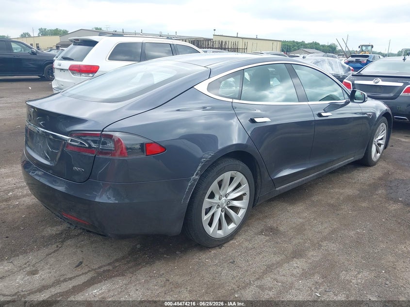 2016 Tesla Model s VIN 5YJSA1E27GF139754 IAAI salvage auction — NORMAL WEAR, Clear (Michigan), sold $5,200 on 2026-07-09 (photo 4)