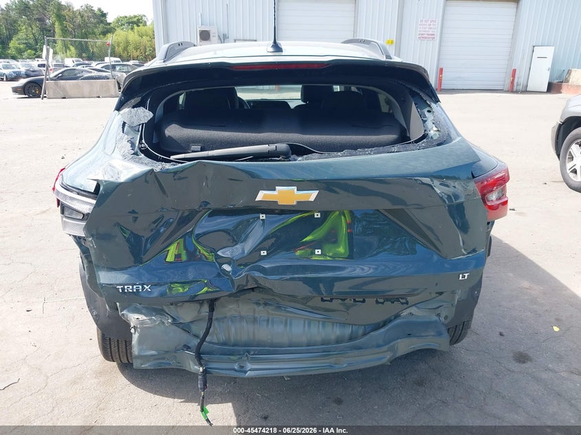 2025 Chevrolet Trax VIN KL77LHEP3SC241642 IAAI salvage auction — REAR END, Salvage Title, sold $4,150 on 2026-07-21 (photo 6)
