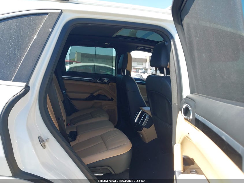 2014 Porsche Cayenne VIN WP1AA2A21ELA08528 IAAI salvage auction — REAR END, Salvage (California), sold $1,850 on 2026-07-28 (photo 8)