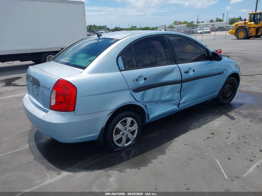 2009 Hyundai Accent VIN KMHCM46CX9U293837 IAAI salvage auction — NORMAL WEAR, Clear (Florida), sold $25 on 2026-07-29 (photo 4)