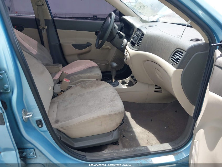 2009 Hyundai Accent VIN KMHCM46CX9U293837 IAAI salvage auction — NORMAL WEAR, Clear (Florida), sold $25 on 2026-07-29 (photo 5)