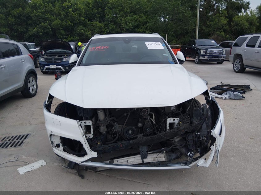 2018 Audi Q5 VIN WA1ANAFY1J2009914 IAAI salvage auction — NORMAL WEAR, Original (Texas), sold $1,300 on 2026-07-29 (photo 6)
