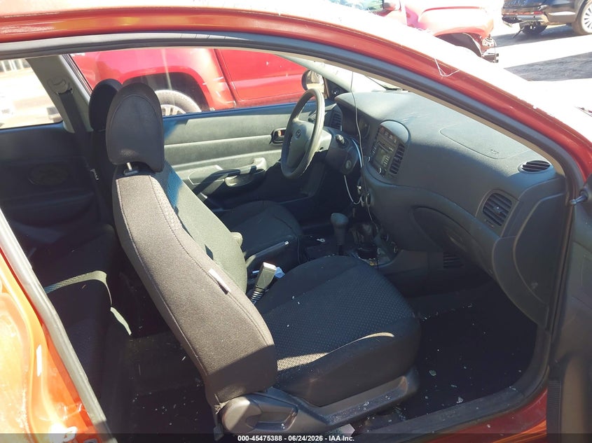 2009 Hyundai Accent VIN KMHCM36C79U140939 IAAI salvage auction — NORMAL WEAR, Clear (Maryland), sold $400 on 2026-07-07 (photo 5)
