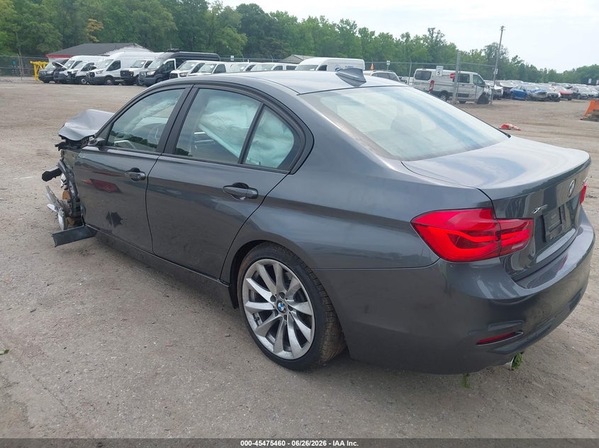 2018 BMW 3er VIN WBA8A3C51JA498954 IAAI salvage auction — FRONT END, Salvage Title, sold $825 on 2026-07-28 (photo 3)