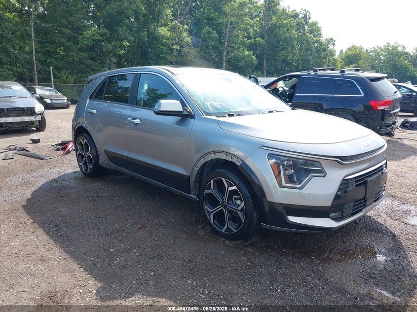 2023 Kia Niro VIN KNDCT3LE2P5098362 IAAI salvage auction — SIDE, Salvage Title, sold $8,900 on 2026-08-21 (photo 1)