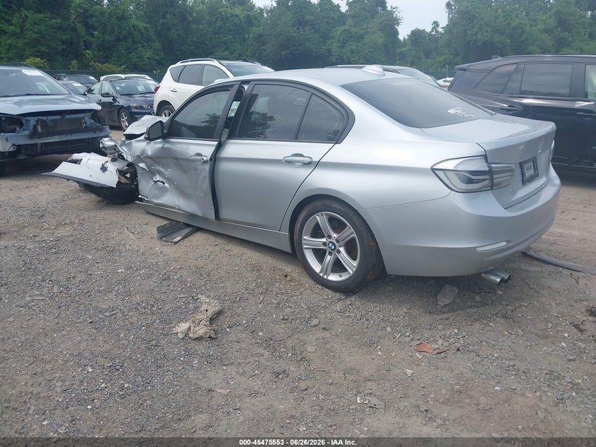 2015 BMW 3er VIN WBA3C1C58FP853261 IAAI salvage auction — FRONT END, Salvage Title, sold $325 on 2026-08-13 (photo 3)