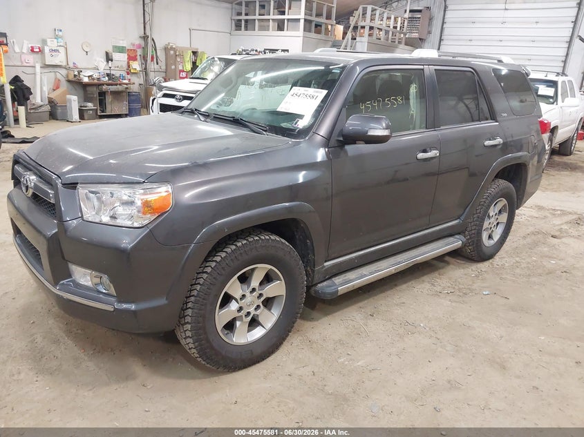 2011 Toyota 4runner VIN JTEBU5JR1B5055811 IAAI salvage auction — RIGHT FRONT, Salvage (Pennsylvania), sold $7,700 on 2026-08-01 (photo 2)