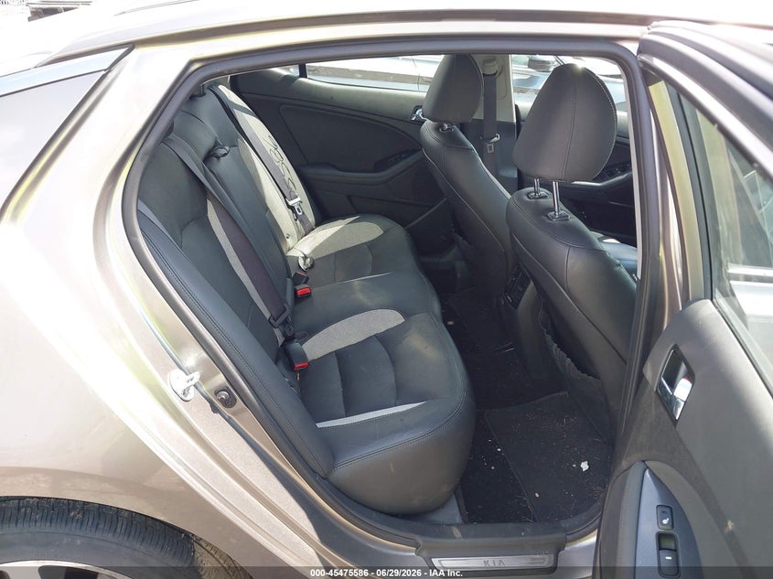 2012 Kia Optima VIN 5XXGR4A69CG011452 IAAI salvage auction — SIDE, Salvage (Ohio), sold $2,000 on 2026-07-23 (photo 8)