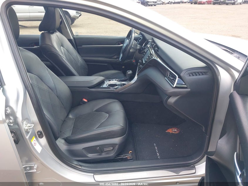 2018 Toyota Camry VIN 4T1B11HK6JU033107 IAAI salvage auction — SIDE, Salvage (Idaho), sold $6,700 on 2026-07-10 (photo 5)