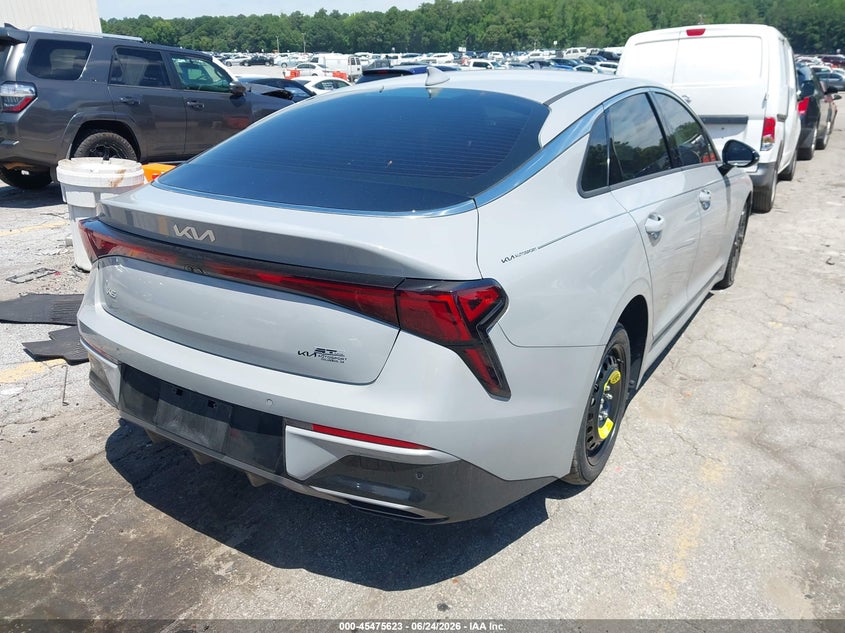 2025 Kia K5 VIN KNAG64J7XS5313172 IAAI salvage auction — LEFT SIDE, Salvage Title, sold $8,800 on 2026-08-26 (photo 4)