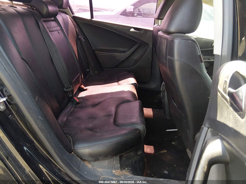2010 Volkswagen Passat VIN WVWJM7AN3AE081611 IAAI salvage auction — NORMAL WEAR, Clear (Utah), sold $150 on 2026-07-17 (photo 8)
