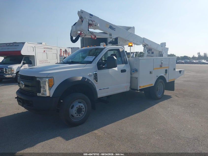 2017 Ford F-550 chassis VIN 1FDUF5GT6HEE22040 IAAI salvage auction — UNKNOWN, Original (Ohio), sold $125 on 2026-07-23 (photo 2)