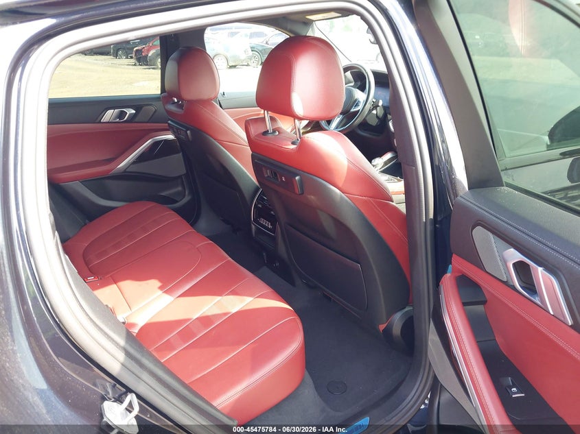 2021 BMW X6 VIN 5UXCY6C06M9E93643 IAAI salvage auction — FRONT & REAR, Salvage Title, sold $26,250 on 2026-07-29 (photo 8)