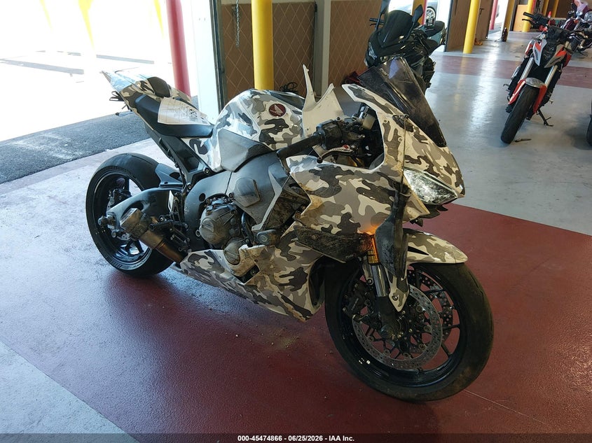 2025 Honda Cbr VIN JH2SC7750SK800127 — IAAI salvage auction photo