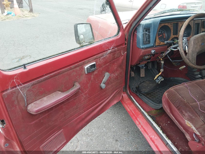 1987 Ford Ranger VIN 1FTCR11A8HUC84109 IAAI salvage auction — BIO HAZARD, Clear-Dealer Only (Washington), sold $100 on 2026-07-09 (photo 6)