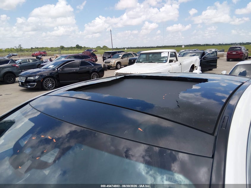 2015 Mercedes-benz S-klasse VIN WDDUG8CB9FA068864 IAAI salvage auction — ROOF, Original (Texas), sold $9,200 on 2026-08-14 (photo 6)