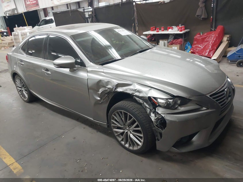 2015 Lexus Is VIN JTHBF1D2XF5056773 IAAI salvage auction — RIGHT FRONT, Salvage Title, sold $5,000 on 2026-08-01 (photo 1)