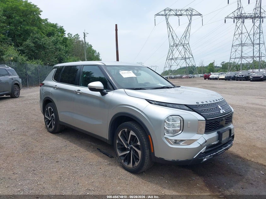 2022 Mitsubishi Outlander VIN JA4J4UA82NZ014127 IAAI salvage auction — LEFT SIDE, Salvage (Pennsylvania), sold $6,900 on 2026-07-17 (photo 1)