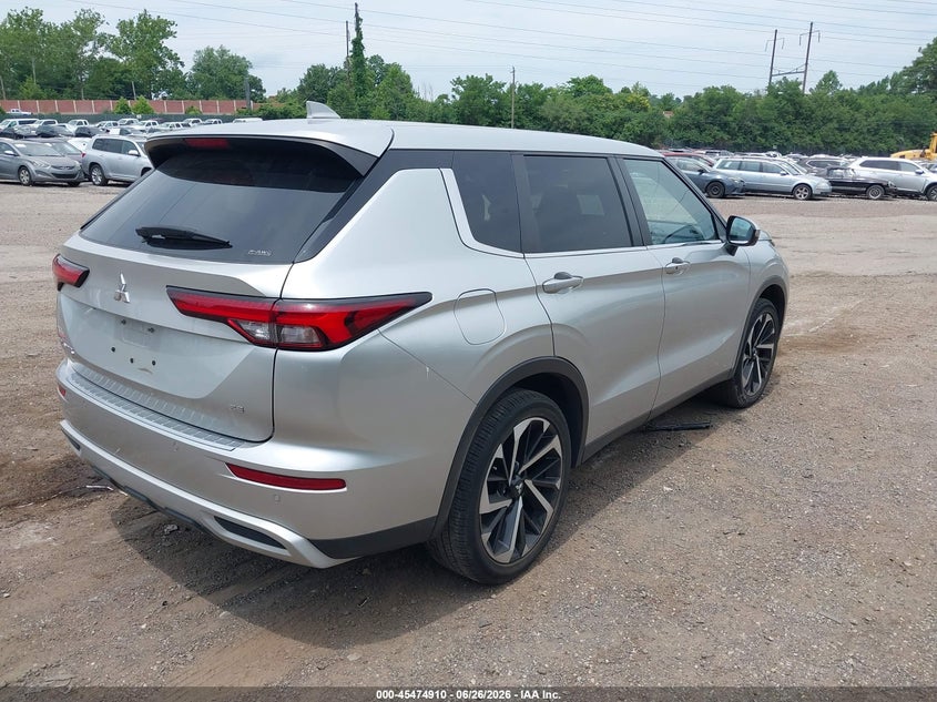 2022 Mitsubishi Outlander VIN JA4J4UA82NZ014127 IAAI salvage auction — LEFT SIDE, Salvage (Pennsylvania), sold $6,900 on 2026-07-17 (photo 4)