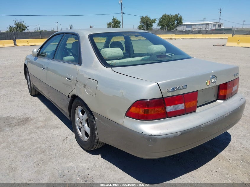 1999 Lexus Es 300 VIN JT8BF28G0X0160182 IAAI salvage auction — RIGHT REAR, Salvage (California), sold $350 on 2026-07-23 (photo 3)