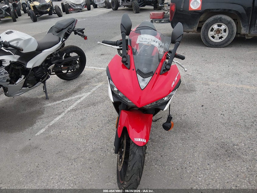 2015 Yamaha Yzf VIN MH3RH06Y8FK005247 IAAI salvage auction — LEFT & RIGHT, Salvage (California), sold $1,350 on 2026-07-22 (photo 5)