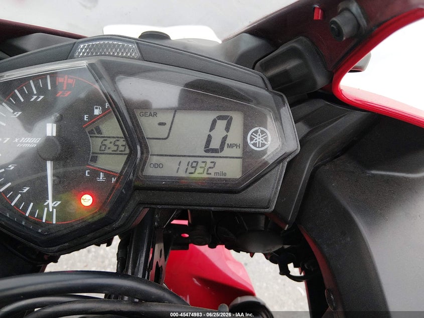 2015 Yamaha Yzf VIN MH3RH06Y8FK005247 IAAI salvage auction — LEFT & RIGHT, Salvage (California), sold $1,350 on 2026-07-22 (photo 7)