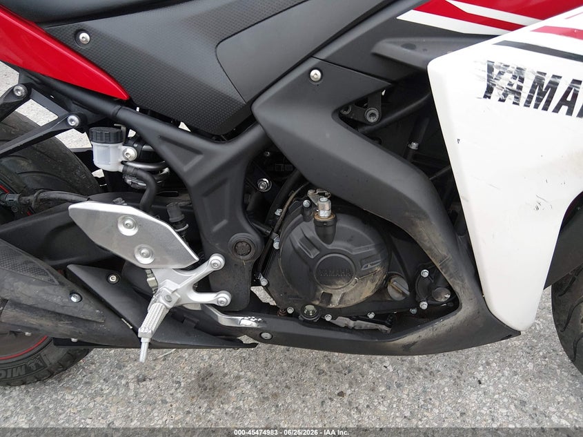 2015 Yamaha Yzf VIN MH3RH06Y8FK005247 IAAI salvage auction — LEFT & RIGHT, Salvage (California), sold $1,350 on 2026-07-22 (photo 8)